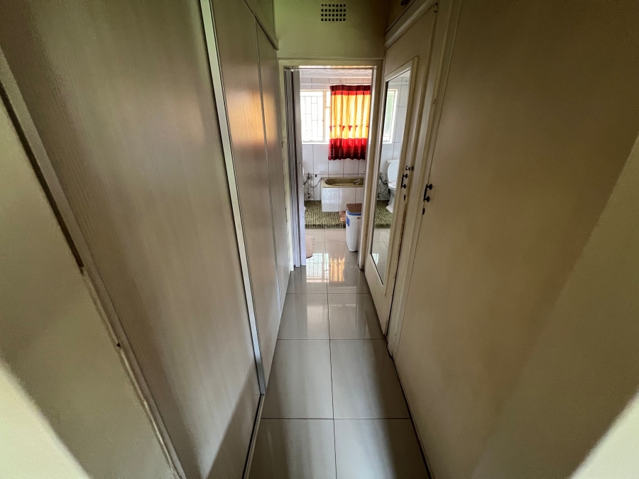 6 Bedroom Property for Sale in Irene Park North West